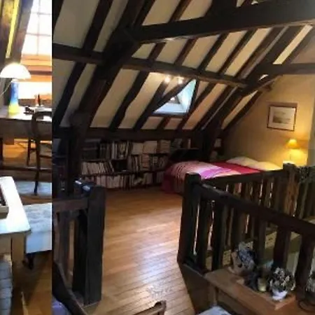 Evasion Champetre : Maison Avec Piscine, Tennis, Et Etang Au Coeur De 50 Hectares De Foret - Fr-1-410-307 * Le Lude