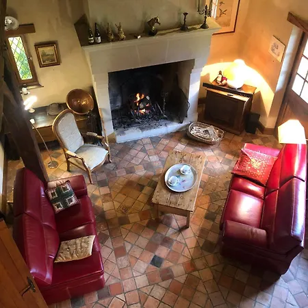 Nyaraló Evasion Champetre : Maison Avec Piscine, Tennis, Et Etang Au Coeur De 50 Hectares De Foret - Fr-1-410-307 Le Lude