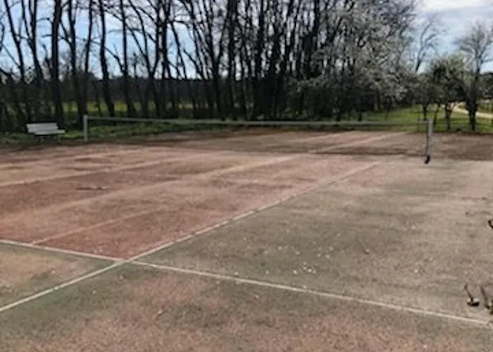 évasion Champêtre : Maison Avec Piscine, Tennis, Et étang Au Cœur De 50 Hectares De Forêt - Fr-1-410-307 Сasa de vacaciones