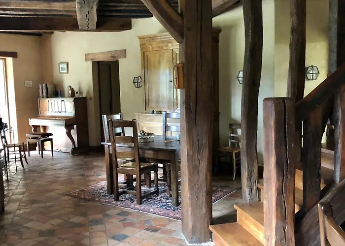 Сasa de vacaciones évasion Champêtre : Maison Avec Piscine, Tennis, Et étang Au Cœur De 50 Hectares De Forêt - Fr-1-410-307